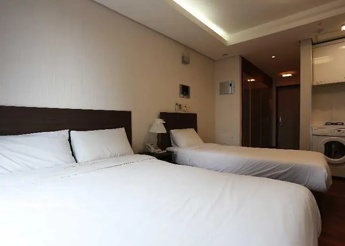Brown Hotel 3*