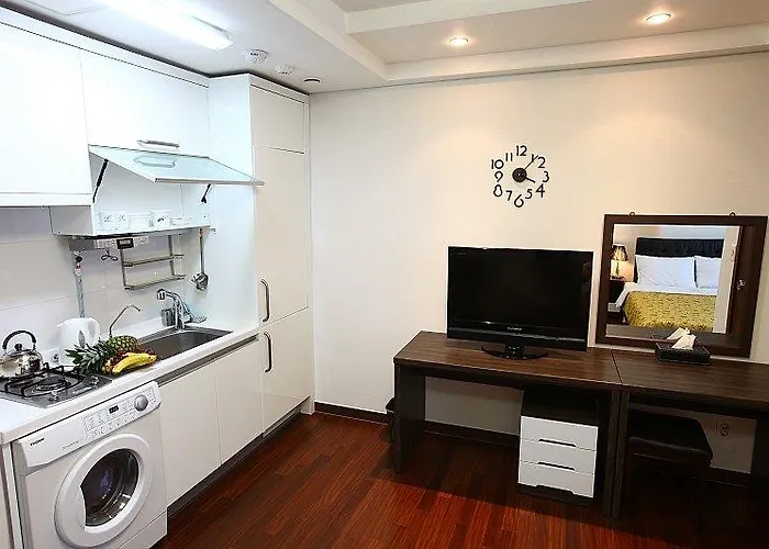 Brown Hotel 3*