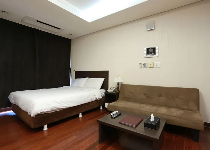 Brown Hotel