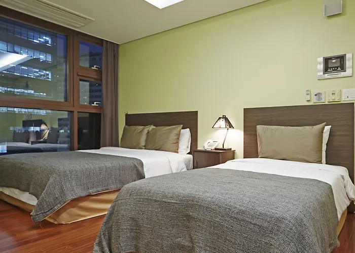Brown Hotel 3*